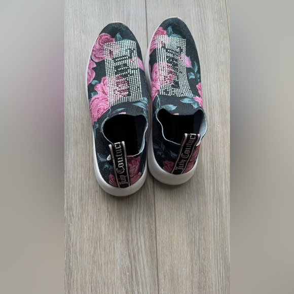 slip on - Picture 3 of 9